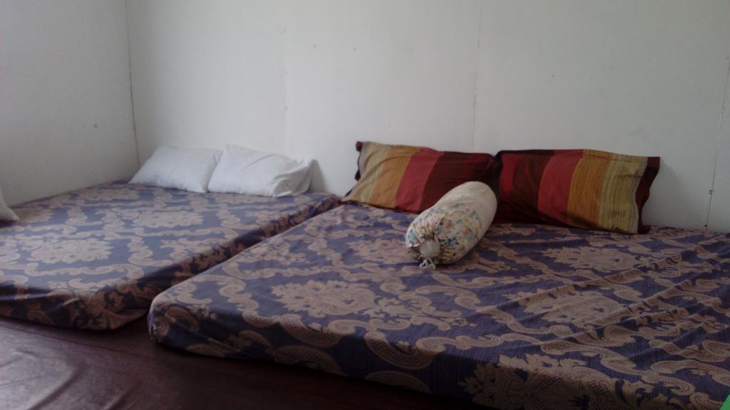 Pari Solata Seaview Homestay Syariah Kepulauan Seribu Exterior photo